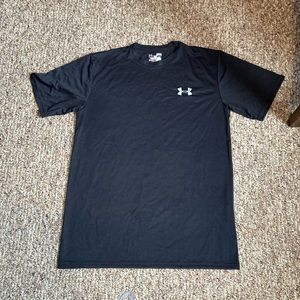 Black Under Armour T-shirt